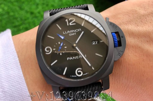  斯沃琪手表怎么更换电池？swatch一体手表怎么拆