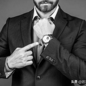 50岁的男人戴什么手表？（挑选最合适的手表品牌）