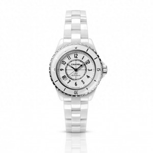 2026年流行色提前曝光！白色腕表成冬日穿搭神器，这3款太高级了