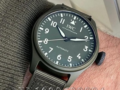 M+厂万国Top Gun陶瓷绿做工对比评测：是否物有所值？