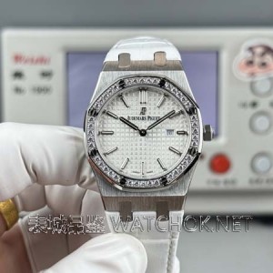 小手腕女生的福音！ZF厂爱彼67651女表评测，33mm高颜值