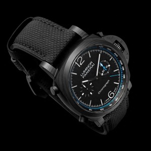 公价13万元沛纳海PAM0121，第一款Chrono Carbotech™时计