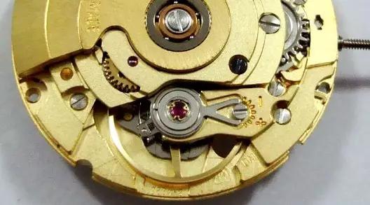 天梭手表1853真伪鉴定方法(多图实拍真假怎么辨别)-第10张图片