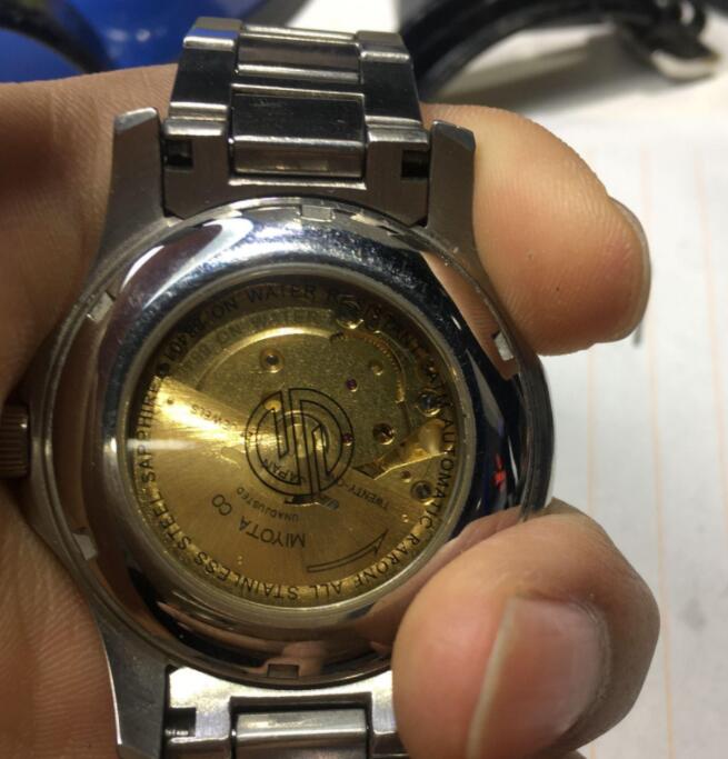 手表后盖6个凹槽拆开妙招（附赠操作教程教您打开手表后盖）-第3张图片
