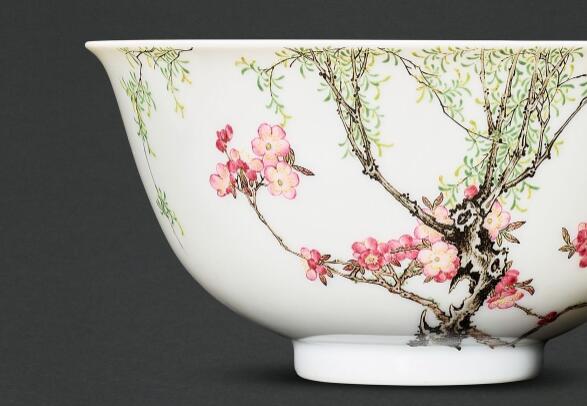 [爆料热文]香港苏富比清朝瓷碗拍卖超过 2500万美元-第1张图片