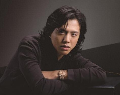 知識談論|30歲男人最認可的五款手表品牌-第10張圖片