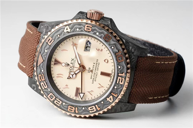 Diw厂劳力士限量GMT-MASTER II碳纤维格林尼治-型号价格-第2张图片