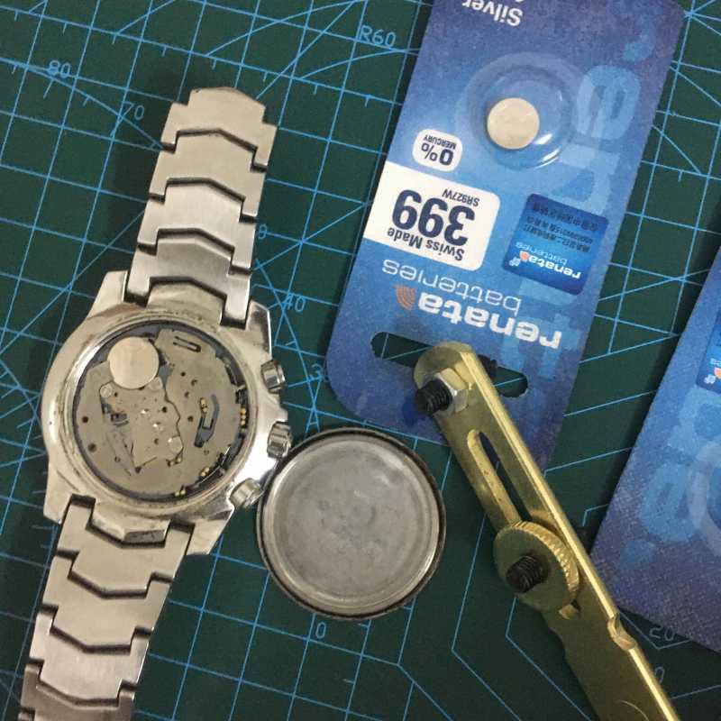 卡西欧有必要在专柜换电池吗？(卡西欧换电池视频教程步骤)-第5张图片