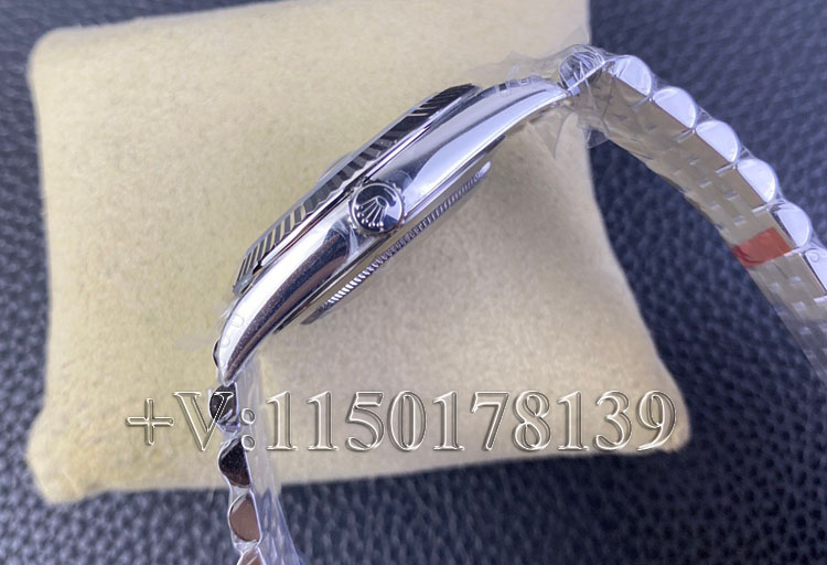 VS厂劳力士蓝坑纹日志对比正品，细节辨别差距大吗？-第7张图片