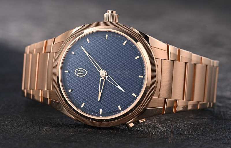公价51万，帕玛强尼Tonda PF追针GMT腕表-第4张图片
