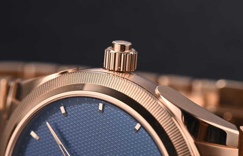 公价51万，帕玛强尼Tonda PF追针GMT腕表-第12张图片