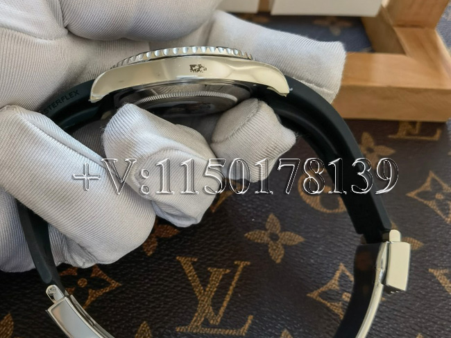 老师傅告诉您：C厂劳力士白金游艇细节做工好不好？-第4张图片
