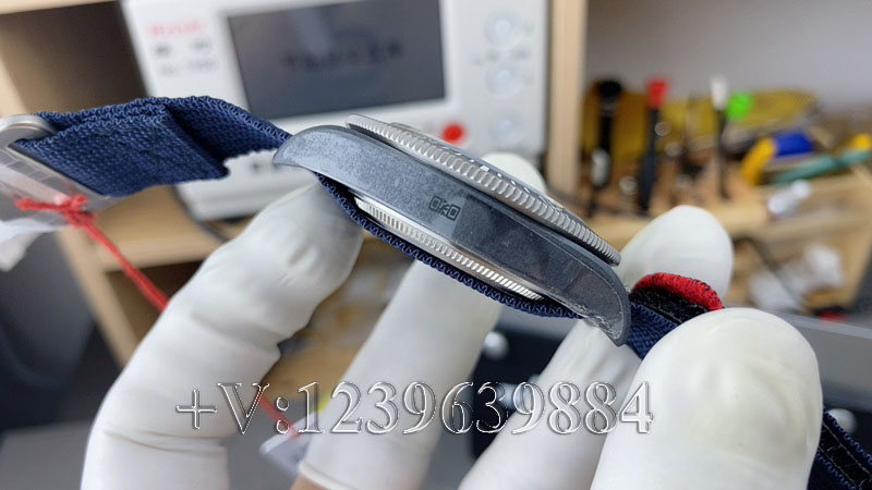 M+厂帝舵领潜型M25707红牛特别版对比做工测评（教新手如何鉴别）-第6张图片