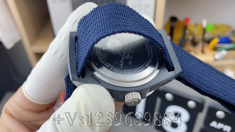 M+厂帝舵领潜型M25707红牛特别版对比做工测评（教新手如何鉴别）-第7张图片