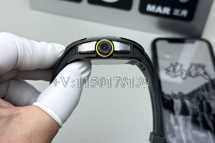ZF厂理查德RM61-01绿跑道陶瓷拆解测评，优缺点解析-第7张图片