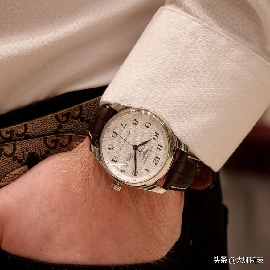20多岁职场新人适合戴哪款手表？-第8张图片