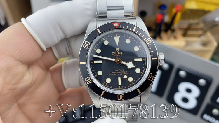 ZF厂帝舵碧湾系列1958小黑盾39mm做工细节实测-第1张图片