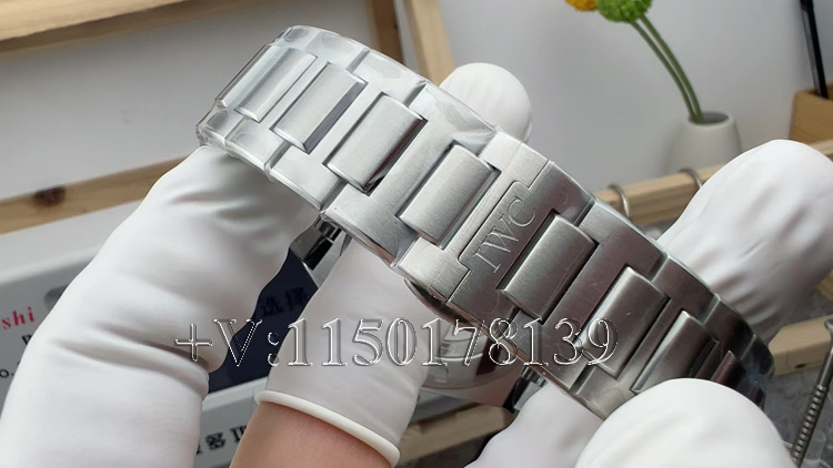 V7厂万国工程师V2对比正品，5处细节一眼辨真假-第8张图片