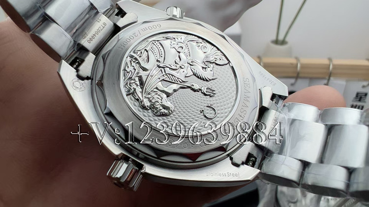 VS厂欧米茄海马600冰蓝75周年版是否值得购买（优缺点详解）-第6张图片