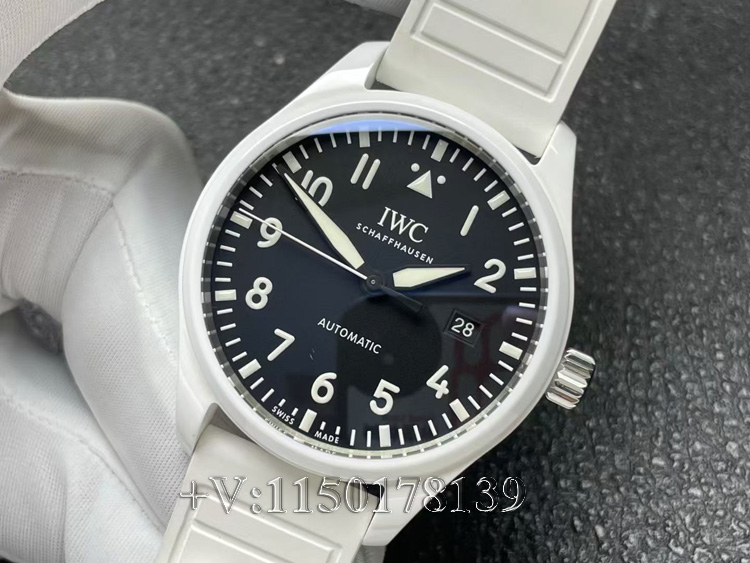 M+厂万国飞行员太浩湖特别版对比正品:陶瓷壳质量做工如何?-第3张图片 M+厂万国飞行员太浩湖特别版对比正品:陶瓷壳质量做工如何?-第3张图片