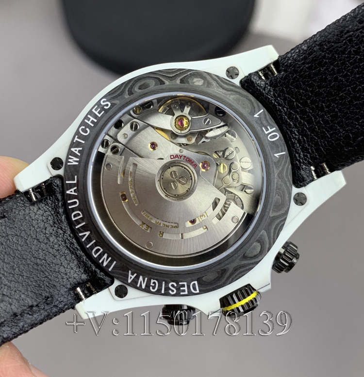 SONIC厂DIW碳纤维迪通拿评测:法拉利联名款值不值得买?-第7张图片 SONIC厂DIW碳纤维迪通拿评测:法拉利联名款值不值得买?-第7张图片