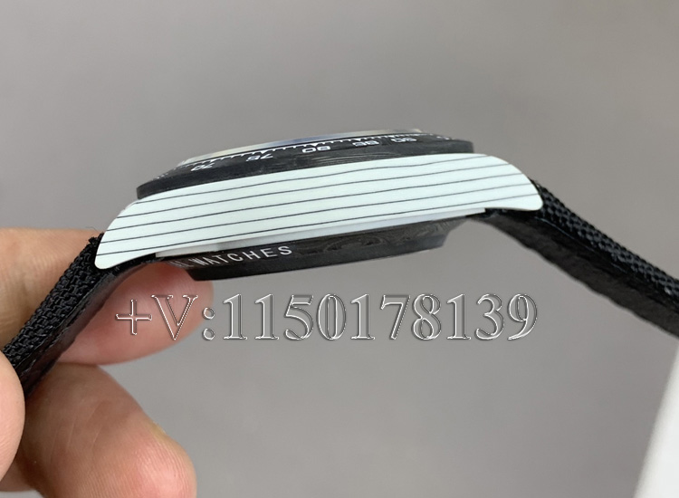 SONIC厂DIW碳纤维迪通拿评测:法拉利联名款值不值得买?-第4张图片 SONIC厂DIW碳纤维迪通拿评测:法拉利联名款值不值得买?-第4张图片