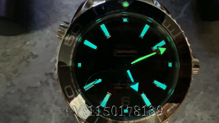 VS厂海马600小尺寸39.5mm评测:适合小手腕的复刻表神器-第4张图片 VS厂海马600小尺寸39.5mm评测:适合小手腕的复刻表神器-第4张图片