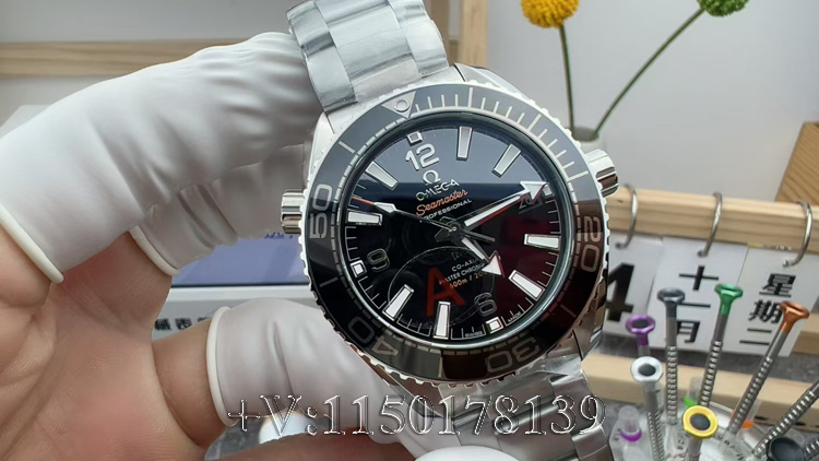 VS厂海马600小尺寸39.5mm评测:适合小手腕的复刻表神器-第1张图片 VS厂海马600小尺寸39.5mm评测:适合小手腕的复刻表神器-第1张图片