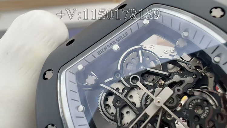 R厂理查米尔RM055满配版评测：Vaucher无卡度机芯值得入手吗？-第3张图片