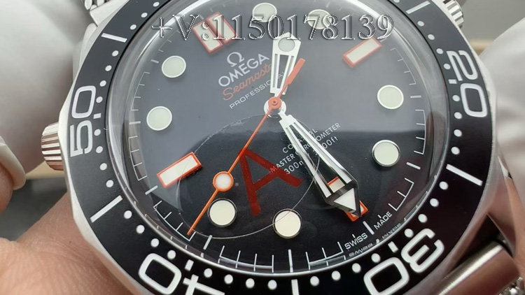 VS厂新品海马300无暇赴死橙针钢壳做工细节，深度测评-第3张图片