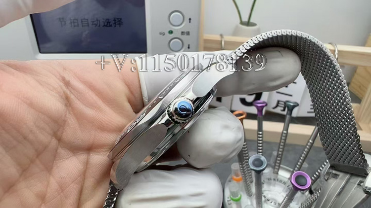 VS厂新品海马300无暇赴死橙针钢壳做工细节，深度测评-第6张图片