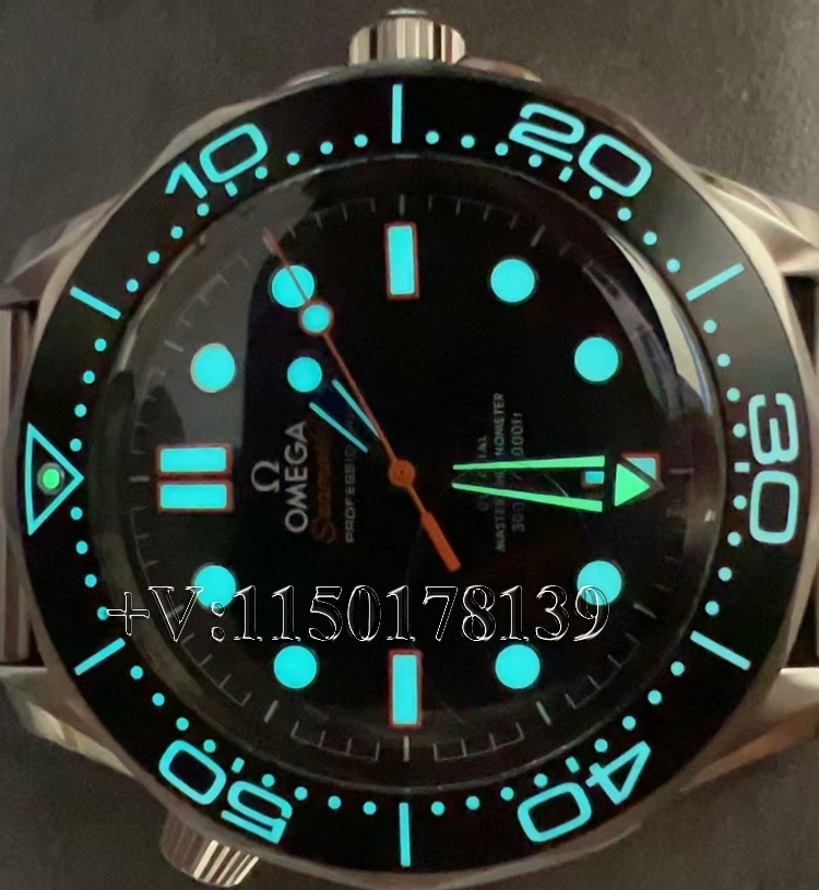 VS厂新品海马300无暇赴死橙针钢壳做工细节，深度测评-第4张图片