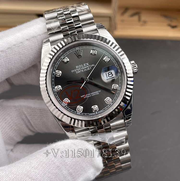 新手必看!购买VS厂劳力士灰钻日志前必须知道的5个真相!-第2张图片 新手必看!购买VS厂劳力士灰钻日志前必须知道的5个真相!-第2张图片