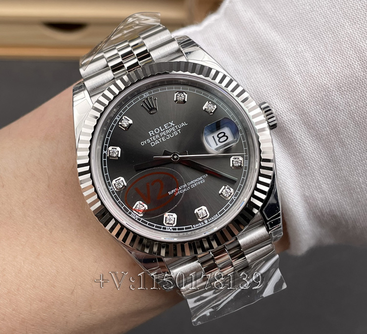 新手必看!购买VS厂劳力士灰钻日志前必须知道的5个真相!-第10张图片 新手必看!购买VS厂劳力士灰钻日志前必须知道的5个真相!-第10张图片