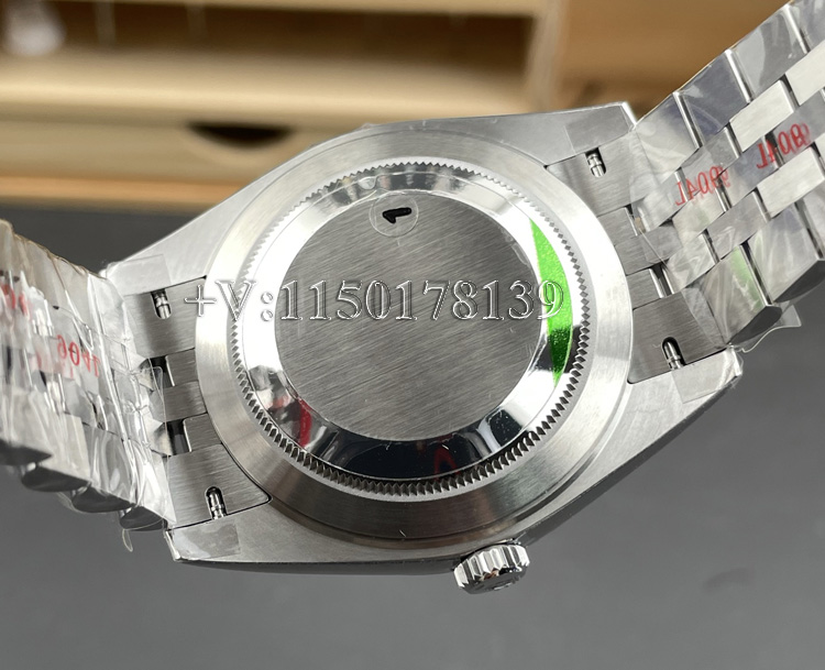 新手必看!购买VS厂劳力士灰钻日志前必须知道的5个真相!-第6张图片 新手必看!购买VS厂劳力士灰钻日志前必须知道的5个真相!-第6张图片