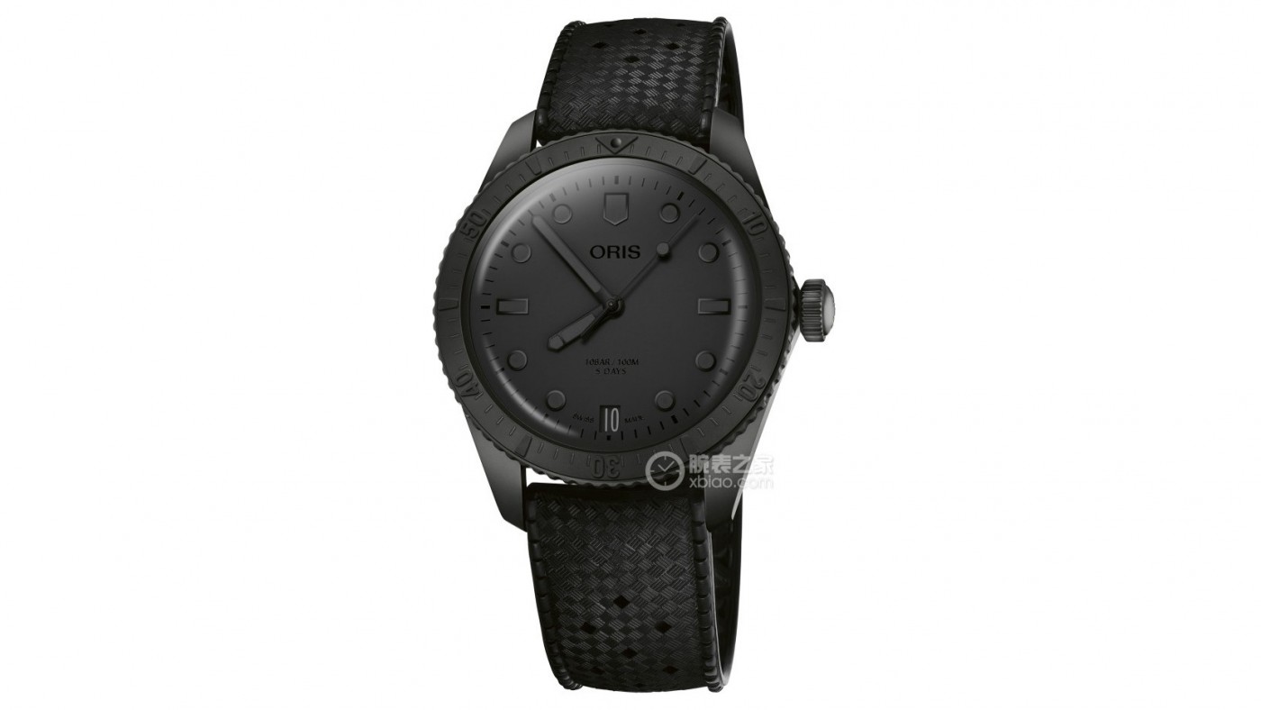 公价3万到11万！这三款"纯黑表"让懂表的人都破防了，太酷了-第3张图片