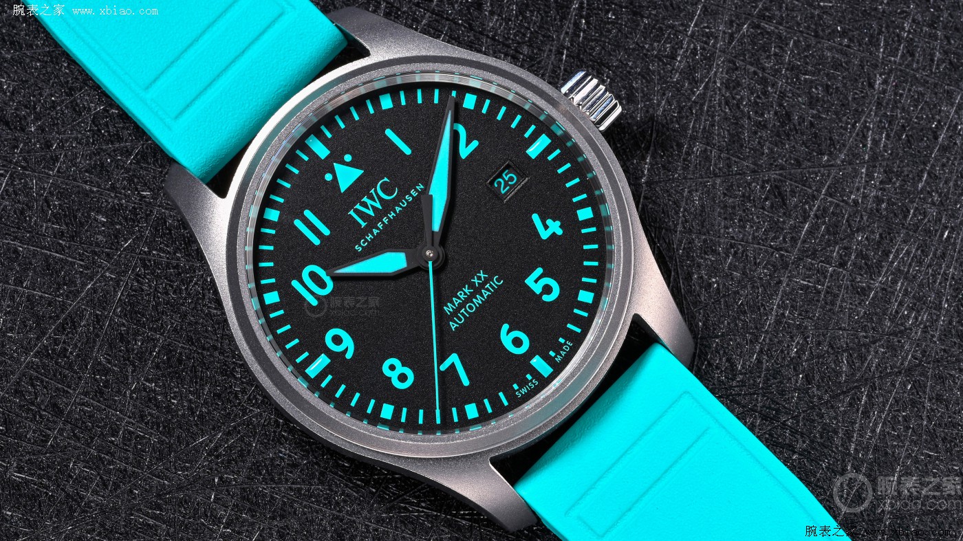 年度最值得买的飞行表是哪块?看完这6款,内行人都竖大拇指-第3张图片 年度最值得买的飞行表是哪块?看完这6款,内行人都竖大拇指-第3张图片