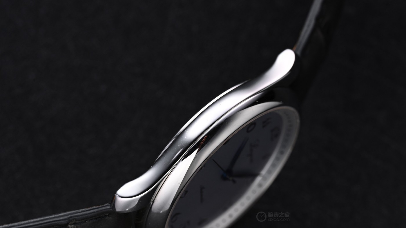 2万块预算买正装表,浪琴名匠这三针表为何让表友一致推荐?-第2张图片 2万块预算买正装表,浪琴名匠这三针表为何让表友一致推荐?-第2张图片
