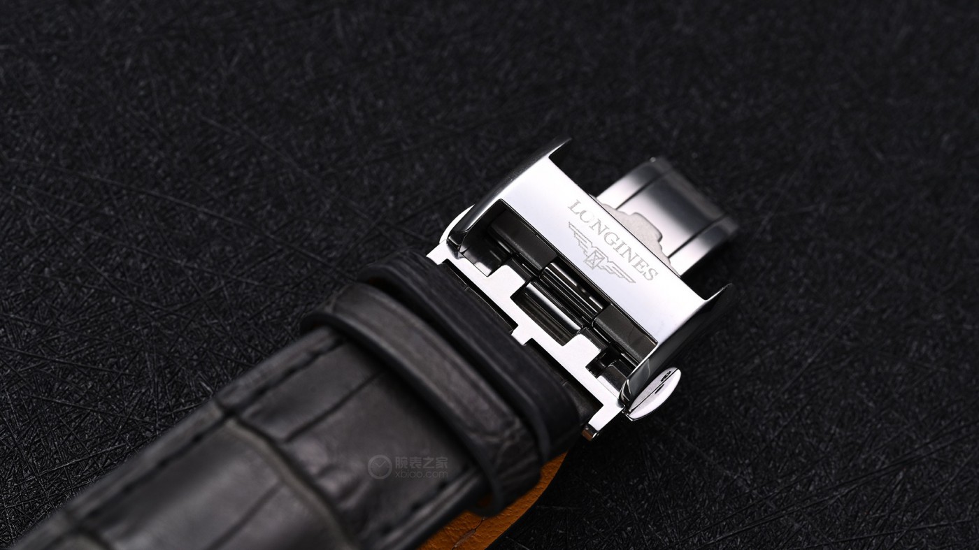 2万块预算买正装表,浪琴名匠这三针表为何让表友一致推荐?-第3张图片 2万块预算买正装表,浪琴名匠这三针表为何让表友一致推荐?-第3张图片