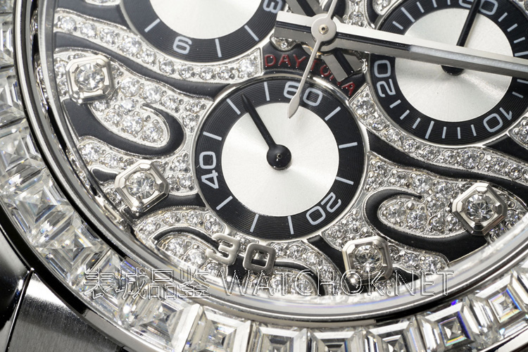 改装限量虎头迪通拿深度评测：丹东4130机芯+莫桑钻圈口-第4张图片