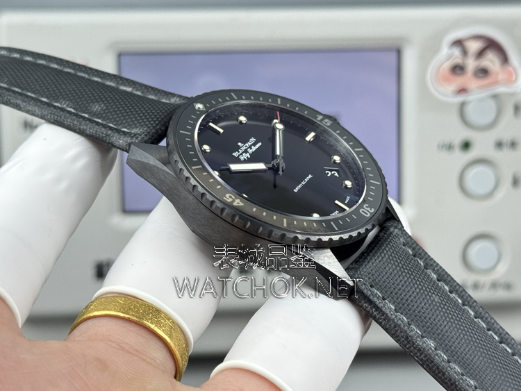 黑得漂亮!GF厂宝珀五十噚陶瓷复刻表开箱评测-第6张图片 黑得漂亮!GF厂宝珀五十噚陶瓷复刻表开箱评测-第6张图片