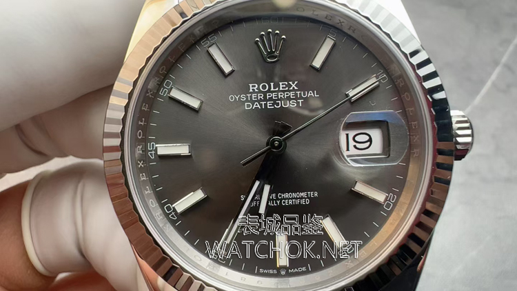 VS厂最强对手出现！V厂劳力士日志41mm评测，这细节无敌了-第2张图片