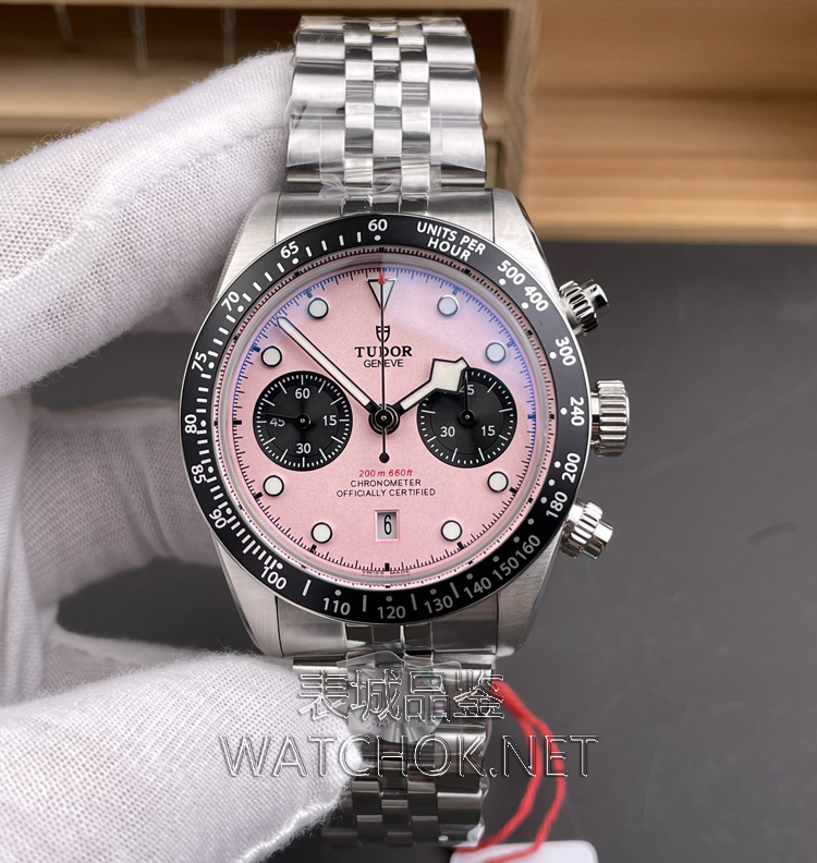 周杰伦都爱的配色！ZF碧湾计时粉面款详细拆解评测-第3张图片