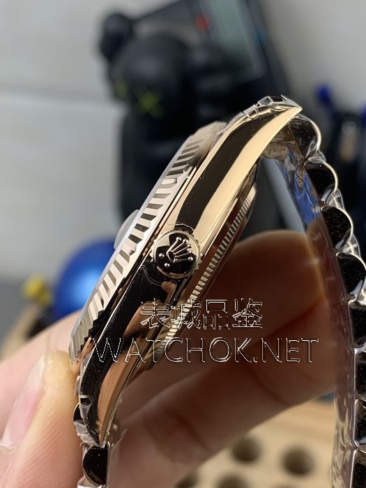 VS厂星期日志烟熏绿渐变盘DD腕表专业解析质量好坏？-第5张图片