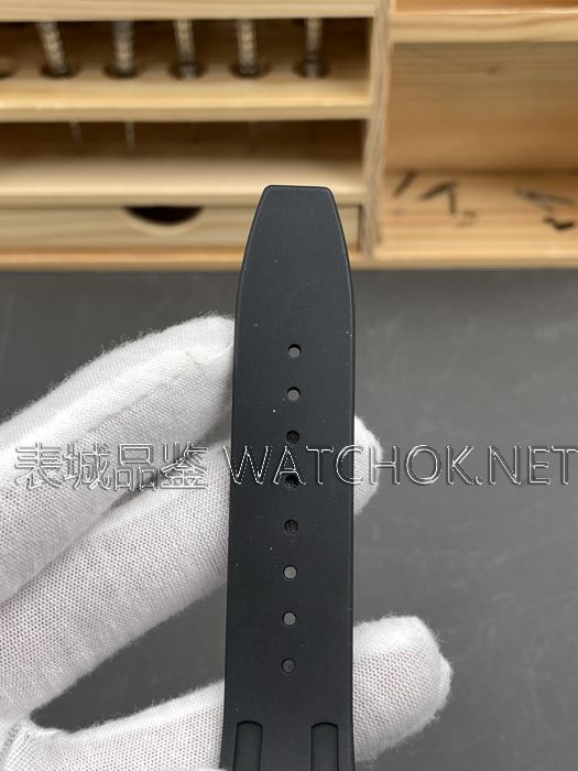 APS厂爱彼26240玫瑰金,4401无卡度机芯到底有多强?-第9张图片 APS厂爱彼26240玫瑰金,4401无卡度机芯到底有多强?-第9张图片