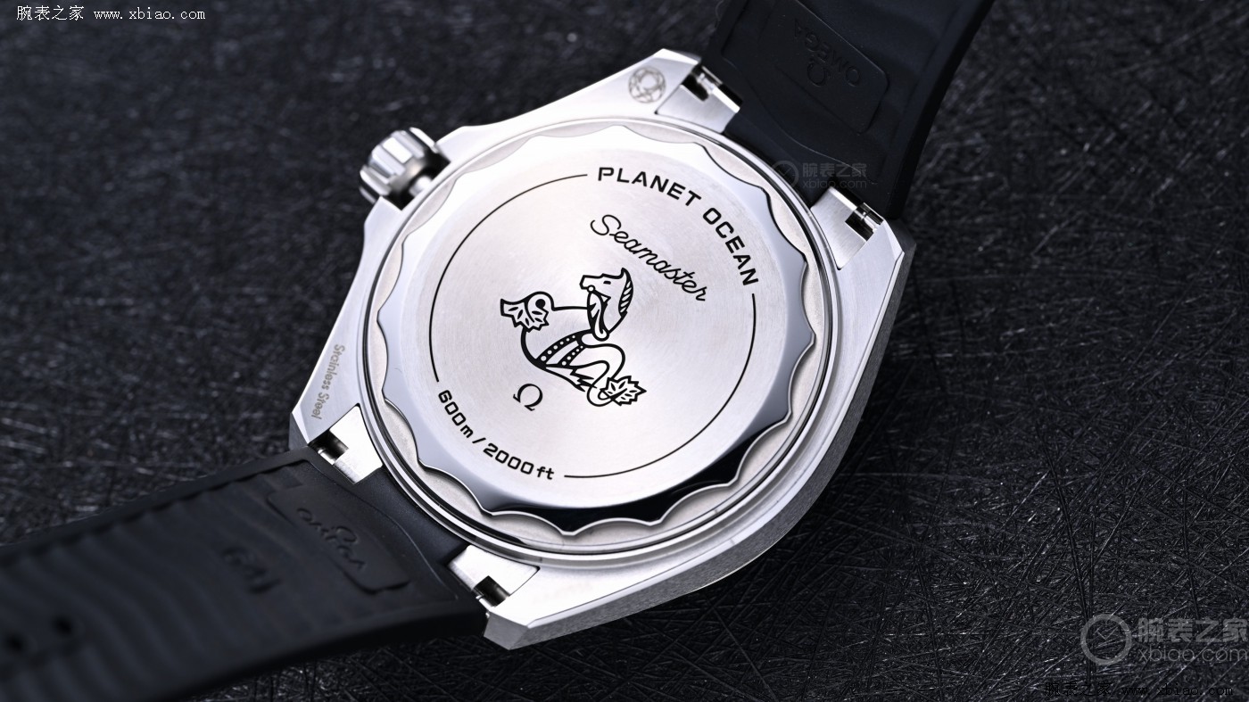 欧米茄新款海洋宇宙600米，厚度仅13.79毫米突破行业极限-第7张图片