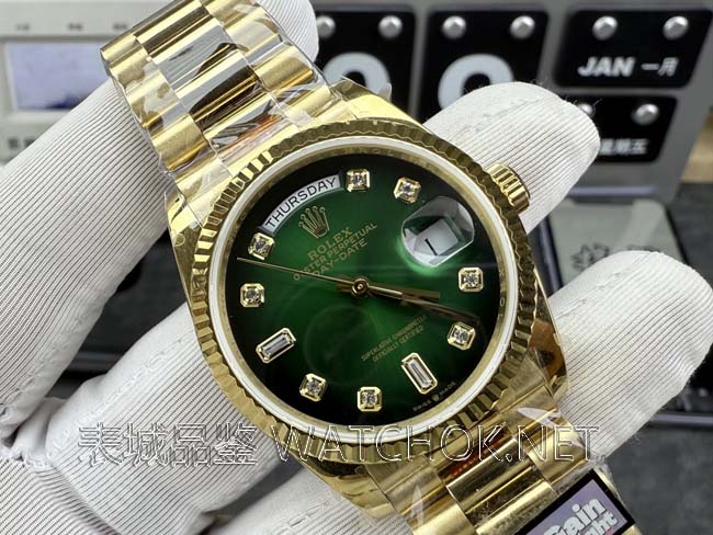 配重+2836机芯！QF厂劳力士DD烟熏绿把小厂按在地上摩擦-第3张图片
