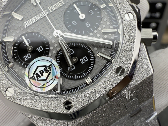 APS爱彼26240BC霜金灰盘深度评测，工艺细节全揭秘！-第5张图片