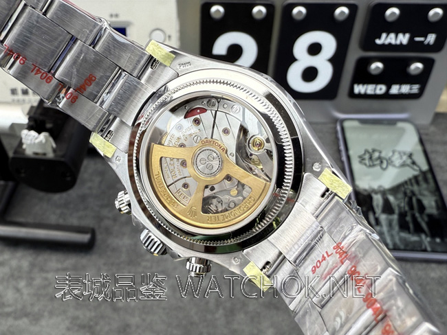 CBD厂冰蓝迪通拿深度评测：丹东4131机芯+210g配重，天花板再进化！-第8张图片