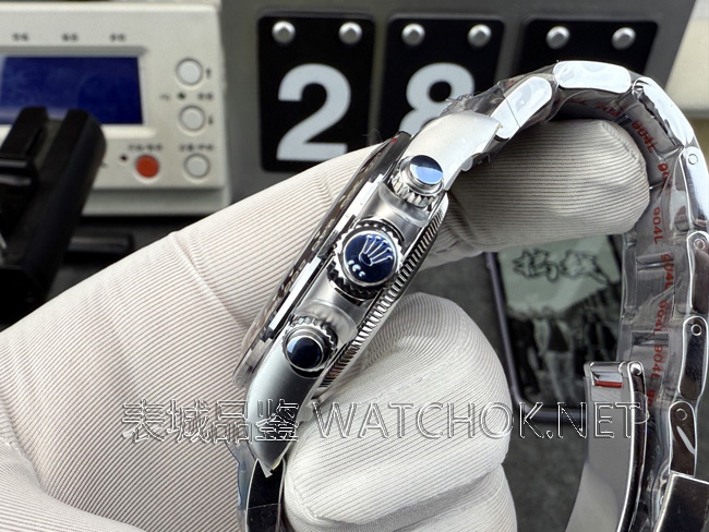 CBD厂冰蓝迪通拿深度评测：丹东4131机芯+210g配重，天花板再进化！-第6张图片